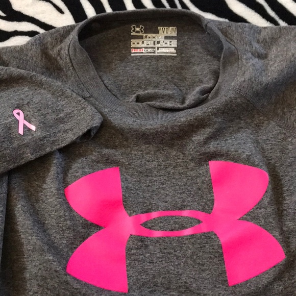 UA top - Breast Cancer support - Picture 2 of 2